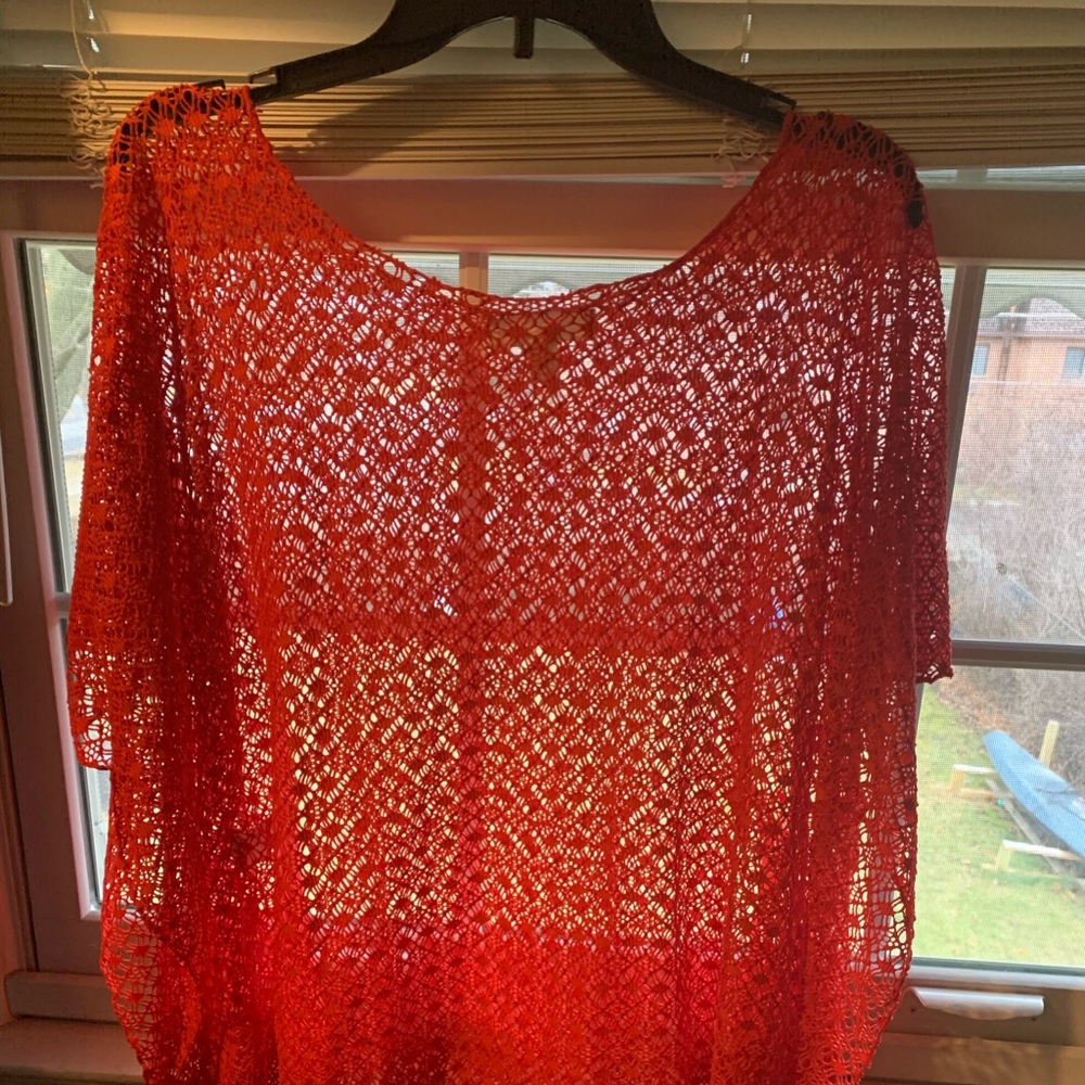 Pretty red see thru knit top